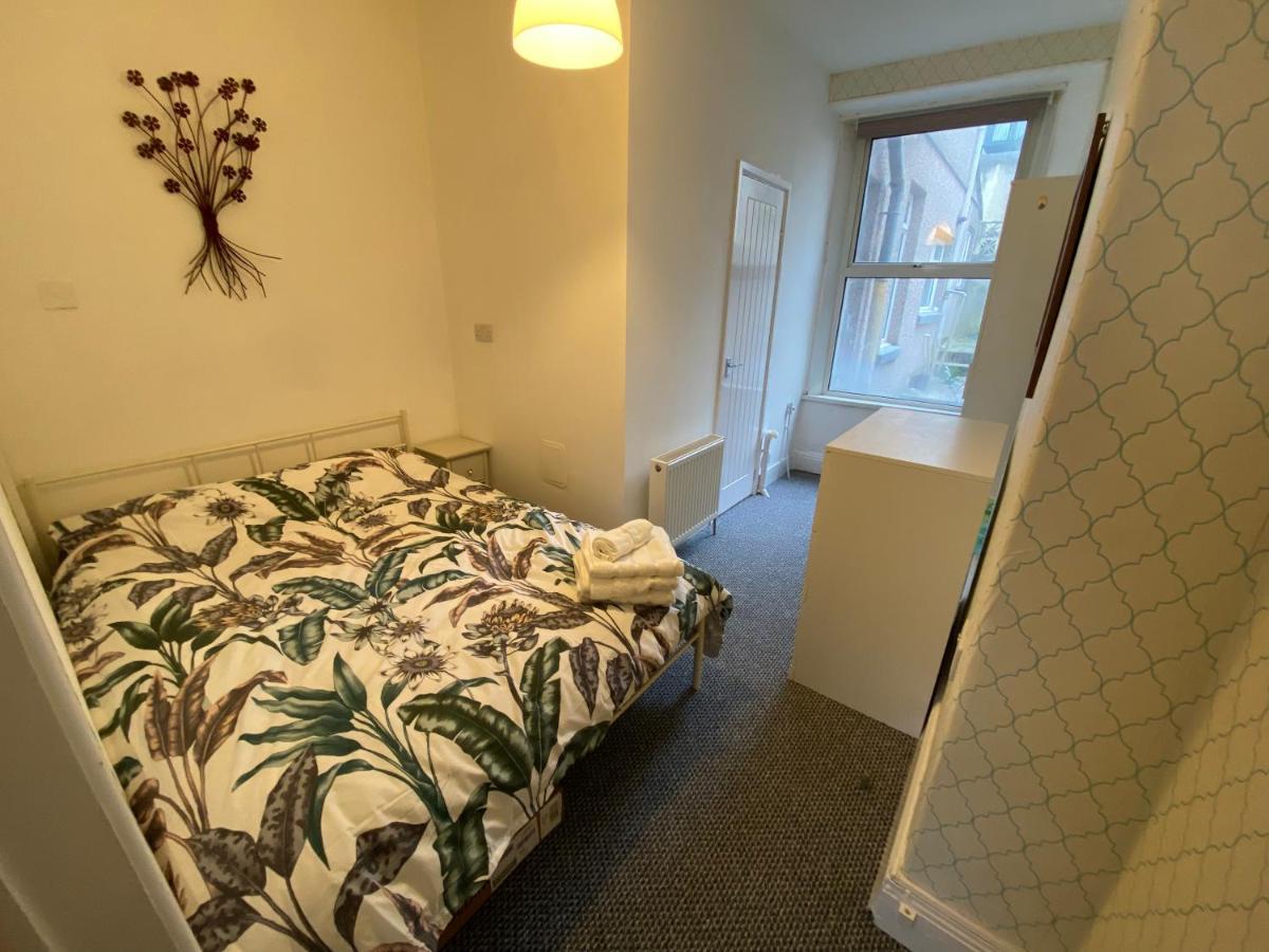 The Walnut Suite Lovely One Bedroom Flat In Stoke. Plymouth Exteriér fotografie