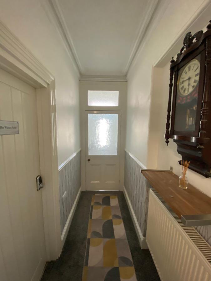 The Walnut Suite Lovely One Bedroom Flat In Stoke. Plymouth Exteriér fotografie