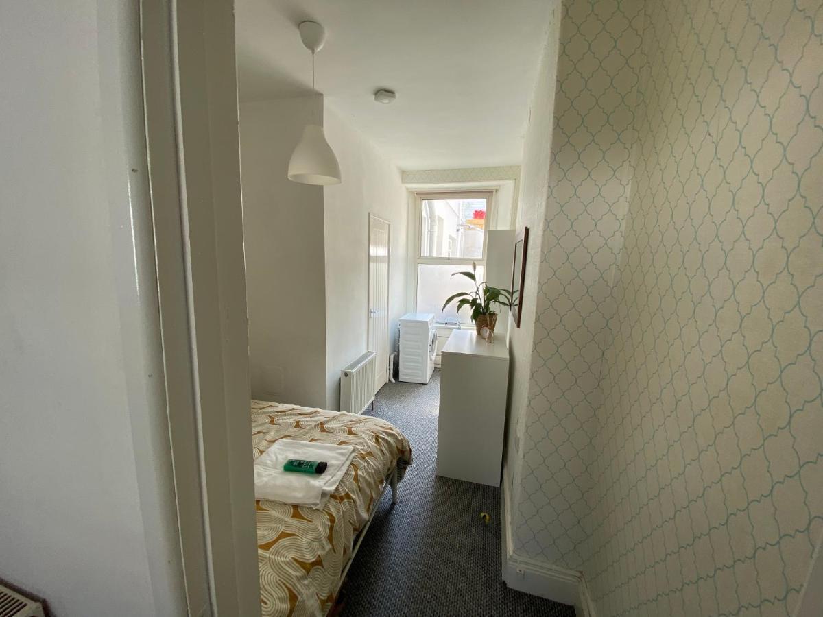 The Walnut Suite Lovely One Bedroom Flat In Stoke. Plymouth Exteriér fotografie